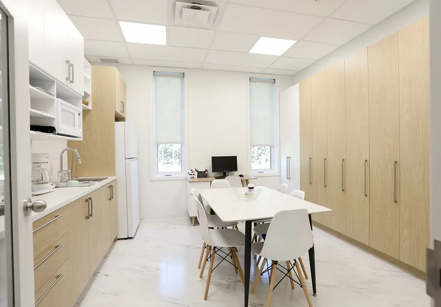 Salle à manger – construction garderie par Gestion BGC